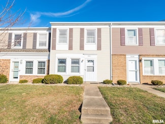 3811 W Palmyra Ct Unit 114, Peoria, IL 61604