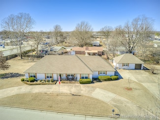 1820 S Date Ave, Broken Arrow, OK 74012