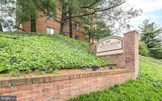 3000 Spout Run Pkwy Unit D212, Arlington, VA 22201