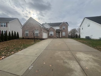 13985 Royalwood Dr, Fishers, IN 46037