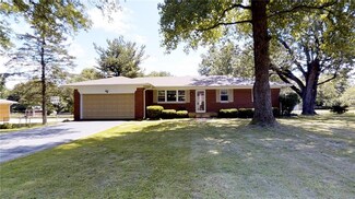 2511 E 99th St, Indianapolis, IN 46280