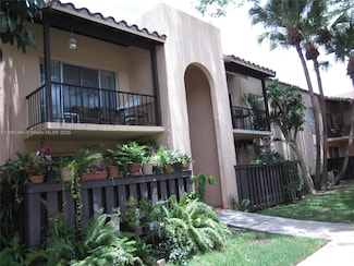 10810 N Kendall Dr Unit Q18, Miami, FL 33176