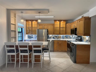 815 NE 28th St Unit 104, Wilton Manors, FL 33334