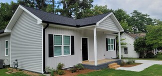 403 N Market St, Benson, NC 27504