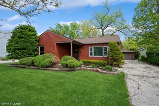 25 N Columbine Ave, Lombard, IL 60148