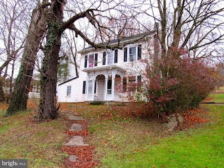 302 S Carlisle St, New Bloomfield, PA 17068