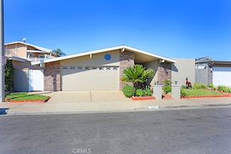 14461 Denbigh Ln, Tustin, CA 92780