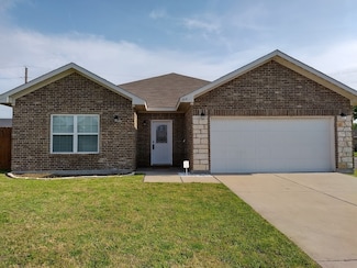 4710 Henry St, Greenville, TX 75401