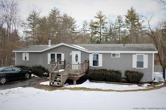 122 Academy St, Kerhonkson, NY 12446