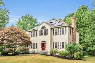 7 Apple Ridge Dr, Natick, MA 01760