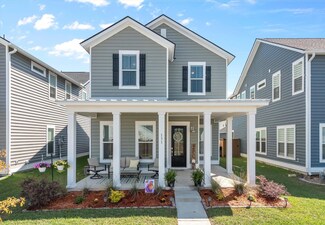 131 Country Gate Ln, Ridgeville, SC 29472