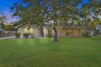 639 Ames St, Spring, TX 77373