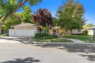 1314 Highland Dr, Modesto, CA 95354
