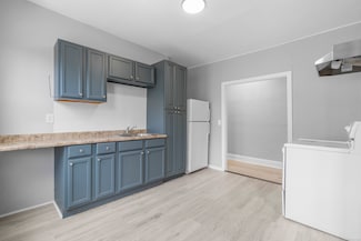 202 Mather St Unit 3-W, Hartford, CT 06112