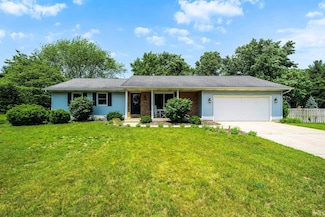 12199 Fields Farm Ct, Granger, IN 46530