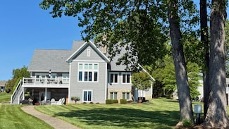 60 Sandpiper Cir, Penhook, VA 24137