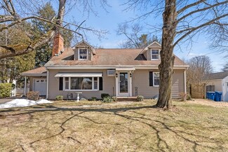 119 Orchardview St, West Springfield, MA 01089