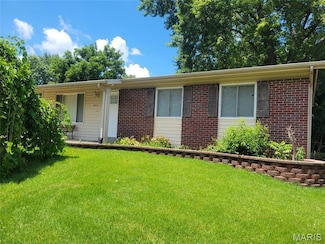 972 Marrisa Dr, Florissant, MO 63031