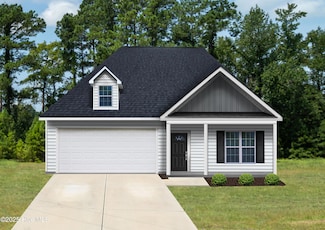 717 Jasmine Ln, Jacksonville, NC 28546