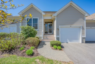 44 Twin Oaks Dr, Mashpee, MA 2649