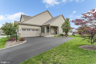 217 Honeycroft Blvd, Cochranville, PA 19330