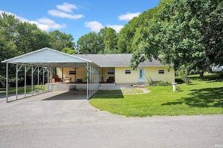 19 Walnut Heights Rd, Bedford, IN 47421
