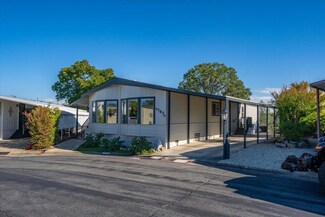 4785 Underwood Dr, Redding, CA 96003