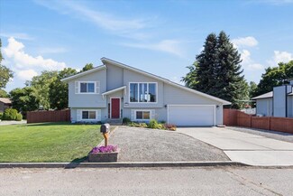 20724 E Gilbert Ave, Otis Orchards, WA 99027