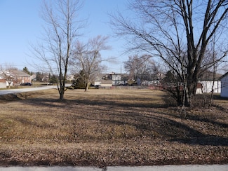 9318 Pleasant Ave, Tinley Park, IL 60487