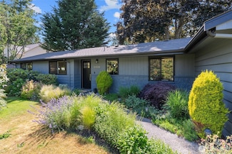21518 92nd Ave W, Edmonds, WA 98020