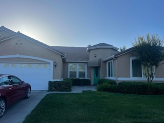 1734 Firestone Dr, Tulare, CA 93274