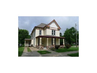 424 N Pleasant St, Independence, MO 64050