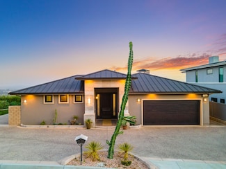 5572 Rainier St, Ventura, CA 93003