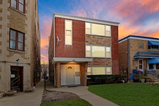 135 Custer Ave Unit 3, Evanston, IL 60202