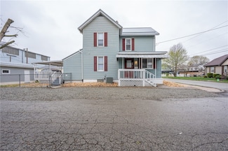 35 Wagner St, Latrobe, PA 15650