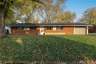 304 E Eppington Dr, Dayton, OH 45426