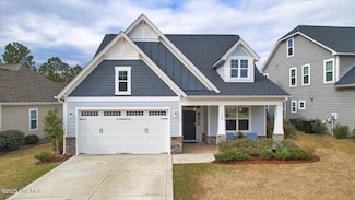 409 Kerr Lake Rd, Aberdeen, NC 28315
