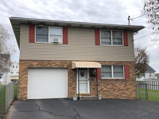 595 Garibaldi Ct, Hazleton, PA 18201