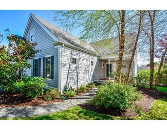 28 Carnoustie Rd Unit na, Buzzards Bay, MA 02532