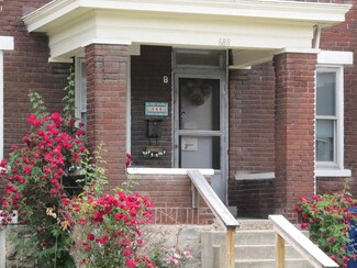 684 E Whittier St, Columbus, OH 43206