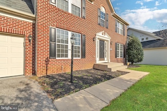 9082 Hanley Ct, Waldorf, MD 20603