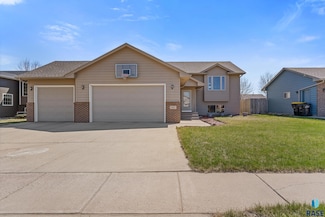 7005 W 65th St, Sioux Falls, SD 57106
