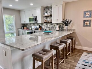 83 Glades Blvd Unit 3, Naples, FL 34112