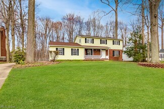 8569 Cornwall Ct, Mentor, OH 44060