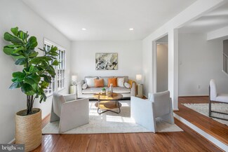 5519 Cabat Lake Ct, Fairfax, VA 22032