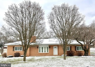 422 Pyle Dr, Mc Connellsburg, PA 17233