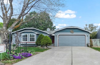 17 S Cobblestone Ct, Nampa, ID 83651