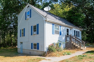 165 Old Gage Hill Rd, Pelham, NH 03076
