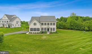 237 Barberry Ln, Laytonsville, MD 20882