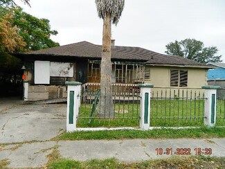 4818 Lansdown Dr, Corpus Christi, TX 78411